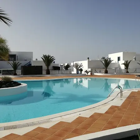 Semesterbostad Casa Yaiza Puerto Calero